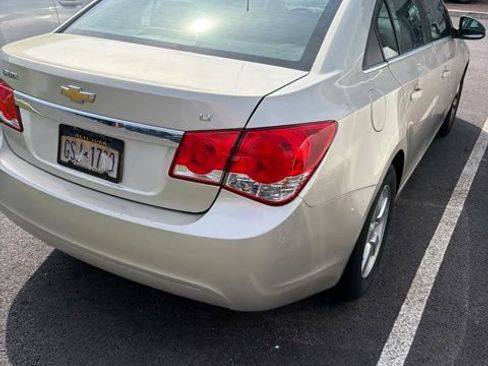 Used 2016 Chevrolet Cruze LT FWD image 10