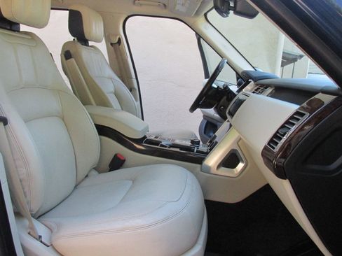 Used 2020 Land Rover Range Rover HSE image 74