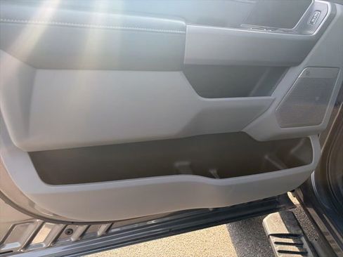 Used 2024 Ford F250 XLT w/ XLT Premium Package image 23