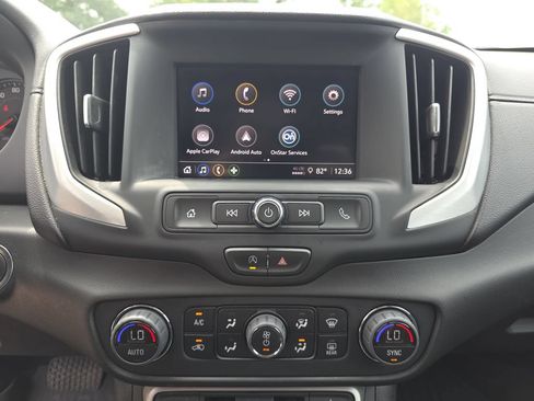 Certified 2023 GMC Terrain SLE w/ Driver Convenience Package FWD image 24