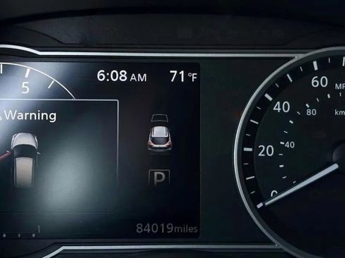 Used 2020 Nissan Kicks SR image 10