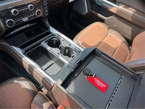 New 2025 Ford F250 King Ranch w/ Chrome Package image 34