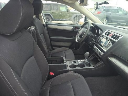 Used 2018 Subaru Legacy 2.5i image 5