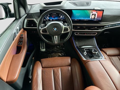 Used 2024 BMW X5 M60i image 24