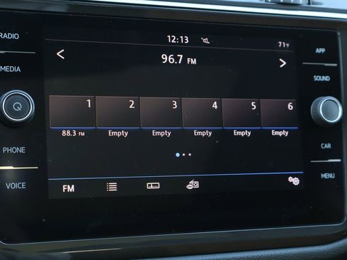 Used 2019 Volkswagen Tiguan SE image 13