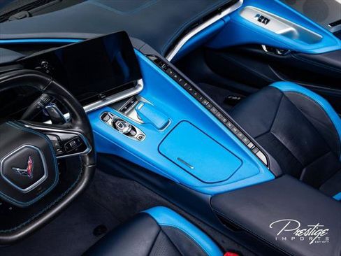 Used 2023 Chevrolet Corvette Stingray Premium Cpe w/ Z51 Performance Package RWD image 38