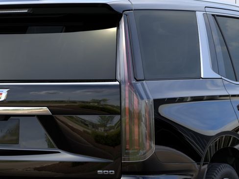 New 2026 Cadillac Escalade Luxury w/ Touring Package AWD/4WD image 11