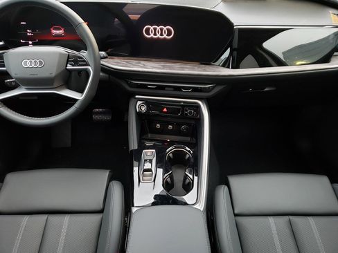 New 2025 Audi Q5 Premium Plus image 9