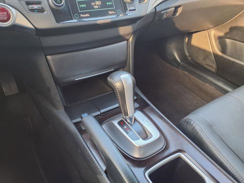 Used 2014 Honda Crosstour EX-L image 25