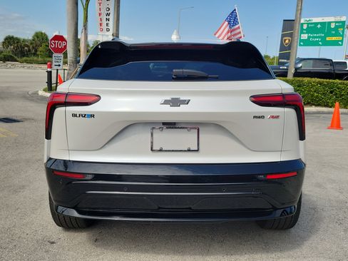 Used 2024 Chevrolet Blazer EV RS AWD/4WD image 6