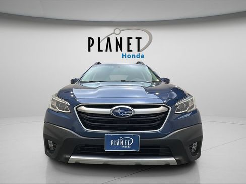 Used 2021 Subaru Outback Limited XT w/ Popular Package #2 AWD/4WD image 3
