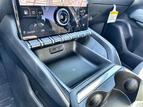 New 2026 GMC Terrain Elevation FWD image 27