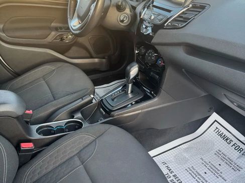 Used 2016 Ford Fiesta SE w/ Equipment Group 201A FWD image 18
