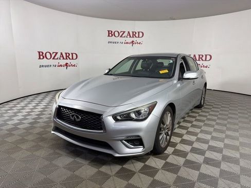 Used 2019 INFINITI Q50 Luxe w/ Essential Package (3.0T Luxe) image 4