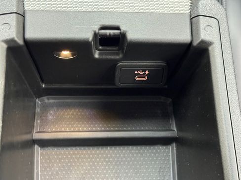 Used 2022 BMW M3 Competition image 37