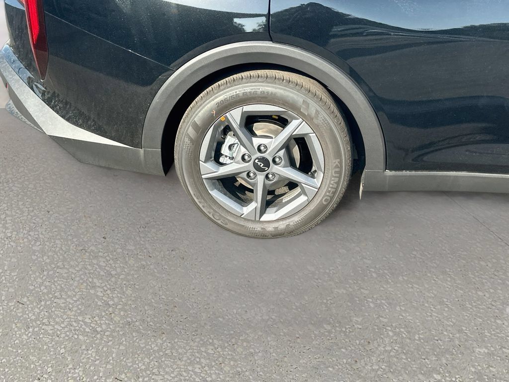 New 2026 Kia K4 FWD image 28