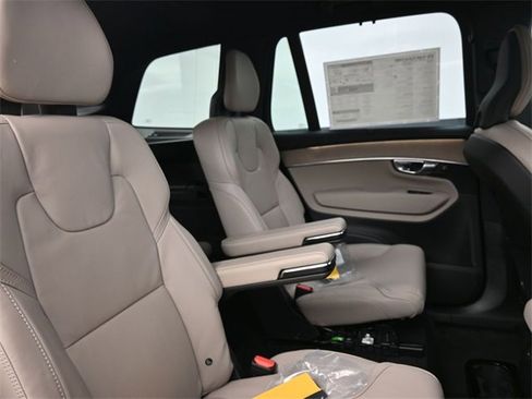 New 2026 Volvo XC90 T8 Ultra image 34