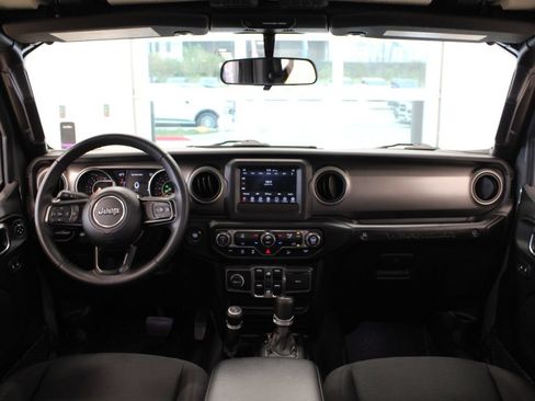 Used 2020 Jeep Wrangler Unlimited Sport S AWD/4WD image 16