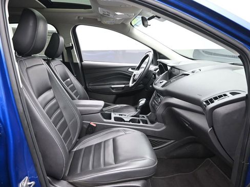 Used 2019 Ford Escape SEL image 6