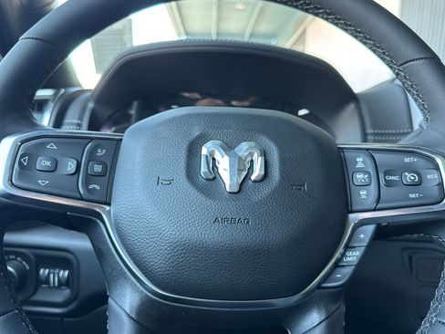 New 2026 RAM 2500 Laramie AWD/4WD image 22