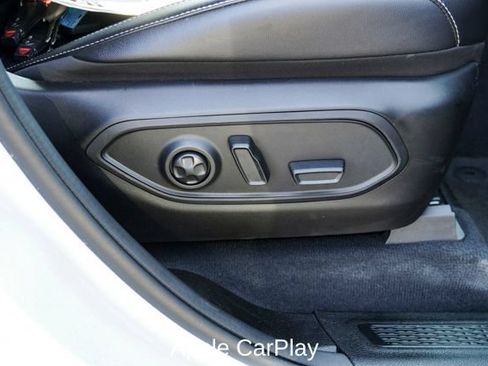 Used 2022 Jeep Grand Cherokee L Limited AWD/4WD image 9