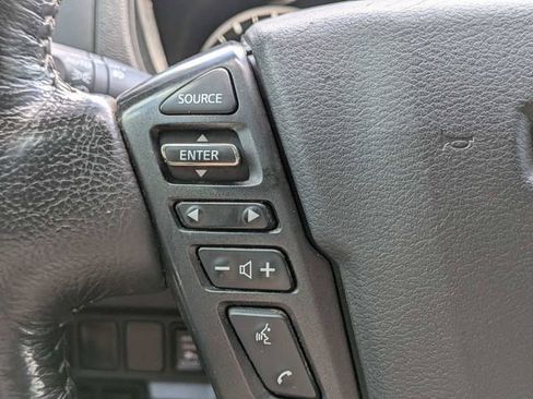Used 2022 Nissan Frontier SV AWD/4WD image 28