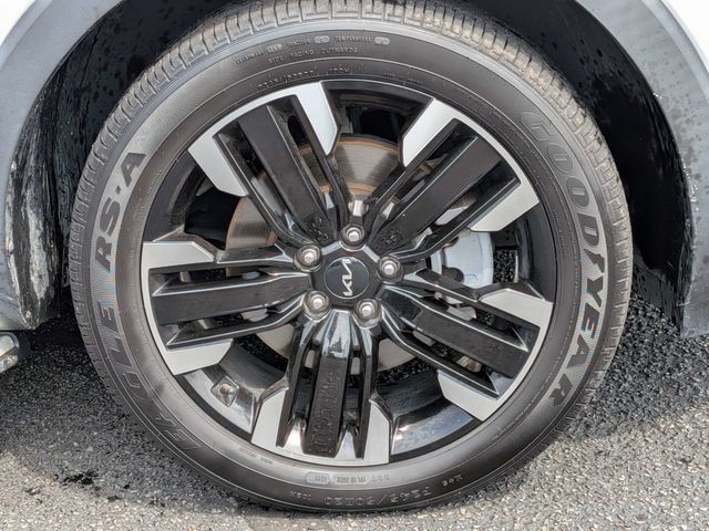 Used 2023 Kia Telluride SX FWD image 12