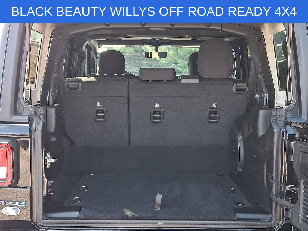 Used 2023 Jeep Wrangler Unlimited w/ 8.4" Radio Group AWD/4WD image 29