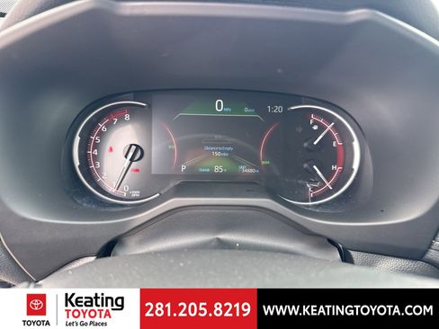 Used 2025 Toyota RAV4 XLE image 18