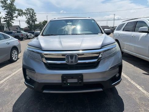 Used 2019 Honda Pilot Touring image 2