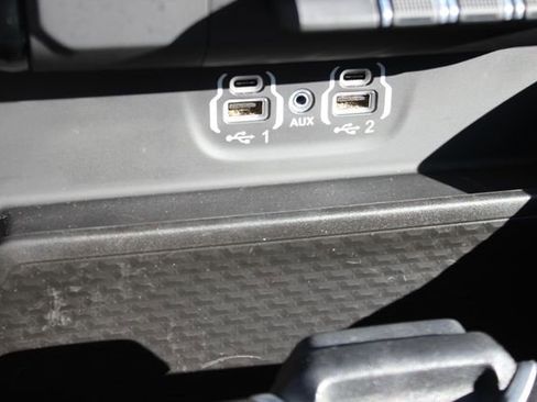 Used 2023 RAM 1500 Laramie image 10