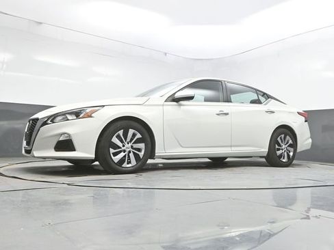 Used 2021 Nissan Altima 2.5 S FWD image 37