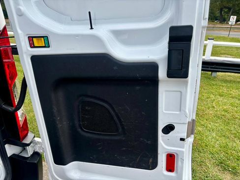 Used 2018 Ford Transit 250 130 Low Roof image 28