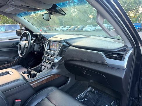 Used 2015 Chevrolet Tahoe LT w/ Luxury Package AWD/4WD image 16