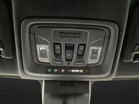 Used 2023 GMC Sierra 1500 Denali Ultimate image 30