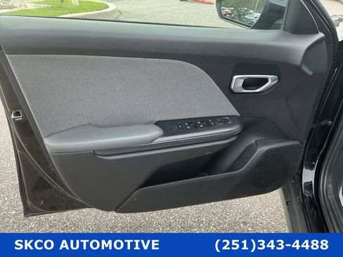 Used 2025 Kia K4 EX FWD image 12