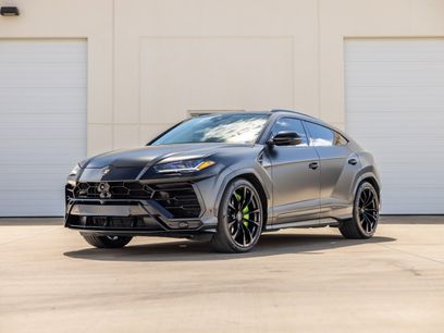 Used 2022 Lamborghini Urus