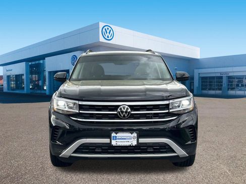 Used 2023 Volkswagen Atlas SE w/ Panoramic Sunroof Package AWD/4WD image 2