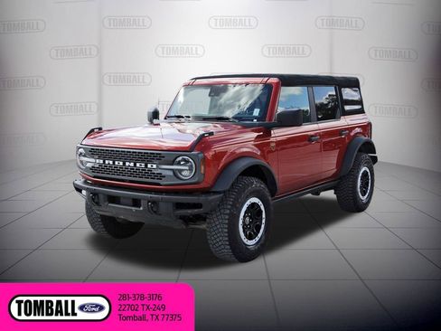 Used 2022 Ford Bronco Badlands w/ Sasquatch Package image 3