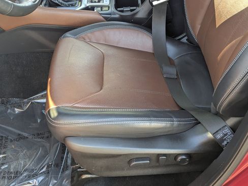 Used 2022 Subaru Forester Touring image 29