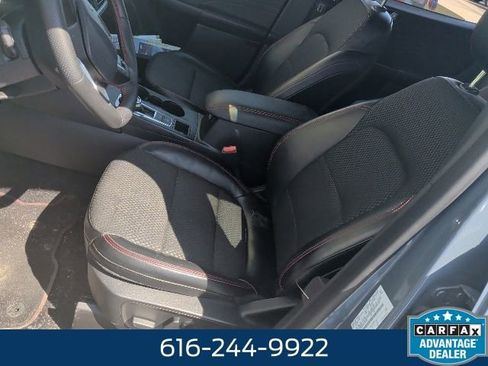 Used 2023 Ford Escape ST-Line Select w/ Tech Pack #2 AWD/4WD image 6