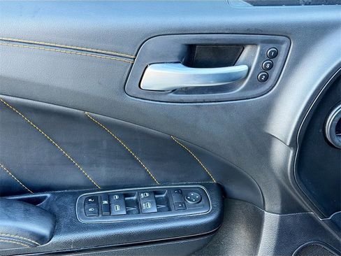 Used 2022 Dodge Charger Scat Pack image 16