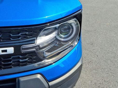 Certified 2025 Ford Bronco Sport Outer Banks w/ Outer Banks Tech Package+ AWD/4WD image 10