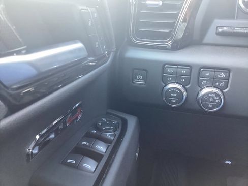 New 2026 GMC Sierra 1500 AT4 w/ AT4 Premium Package image 31