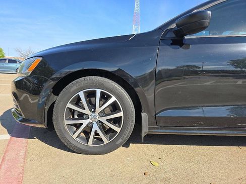 Used 2016 Volkswagen Jetta SE image 13