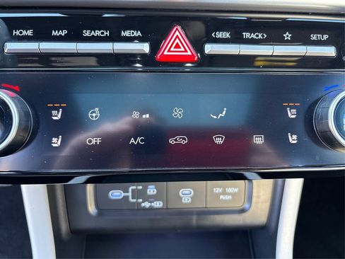 Used 2025 Hyundai Tucson Limited AWD/4WD image 39