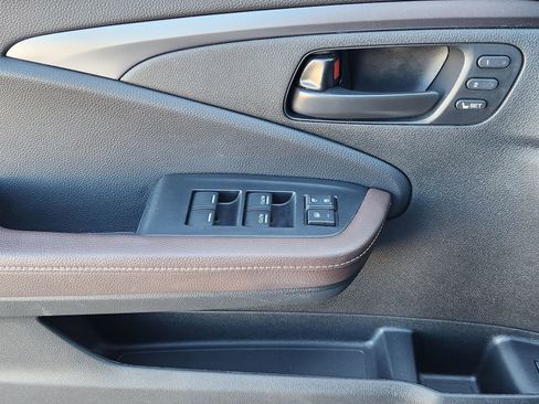 Used 2024 Honda Passport EX-L image 27