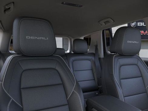 New 2026 GMC Terrain Denali w/ LPO, Floor Liner Package image 34