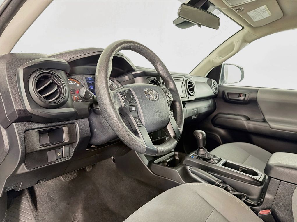 Used 2019 Toyota Tacoma SR AWD/4WD image 14