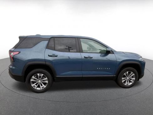 Used 2025 Chevrolet Equinox LT image 16